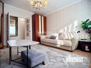 2-к квартира, вторичка, 52м2, 9/16 этаж