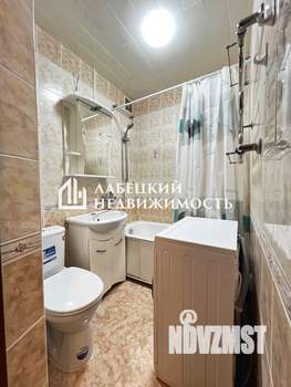 2-к квартира, вторичка, 42м2, 1/5 этаж