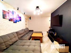 2-к квартира, вторичка, 43м2, 3/5 этаж