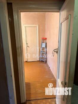 2-к квартира, вторичка, 42м2, 1/4 этаж