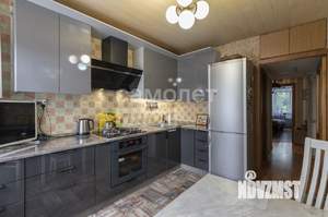 4-к квартира, вторичка, 72м2, 5/5 этаж