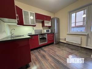 2-к квартира, вторичка, 68м2, 7/17 этаж