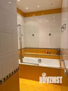 4-к квартира, вторичка, 146м2, 2/9 этаж