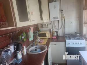 2-к квартира, вторичка, 42м2, 1/5 этаж