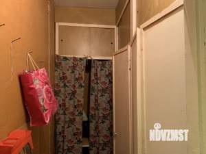 2-к квартира, вторичка, 42м2, 1/4 этаж