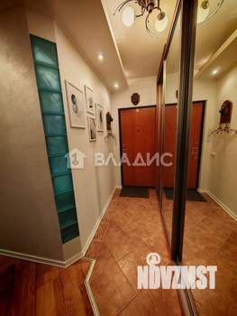 2-к квартира, вторичка, 63м2, 9/17 этаж