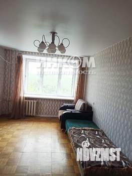3-к квартира, вторичка, 57м2, 8/9 этаж