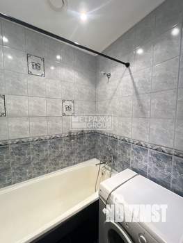 2-к квартира, вторичка, 41м2, 1/4 этаж