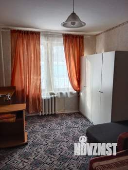 2-к квартира, вторичка, 42м2, 1/5 этаж