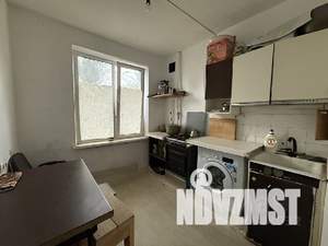 3-к квартира, вторичка, 52м2, 1/9 этаж