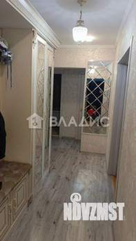 2-к квартира, вторичка, 60м2, 1/10 этаж