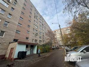 3-к квартира, вторичка, 60м2, 1/9 этаж
