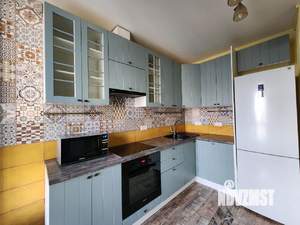 2-к квартира, вторичка, 60м2, 14/17 этаж