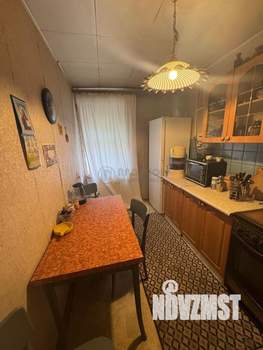 3-к квартира, вторичка, 60м2, 1/9 этаж