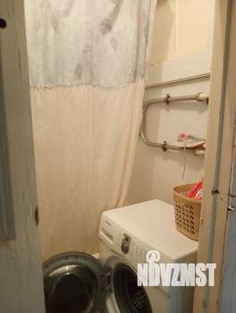 2-к квартира, вторичка, 41м2, 1/4 этаж