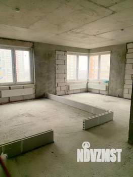 2-к квартира, вторичка, 63м2, 14/22 этаж