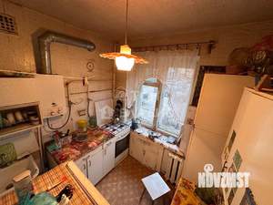 2-к квартира, вторичка, 42м2, 1/4 этаж