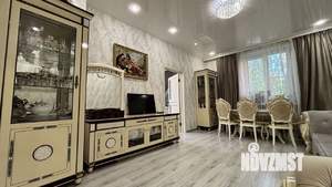 2-к квартира, вторичка, 63м2, 1/5 этаж