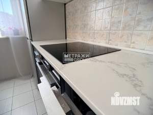 2-к квартира, вторичка, 52м2, 9/16 этаж