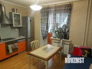 2-к квартира, вторичка, 68м2, 1/9 этаж