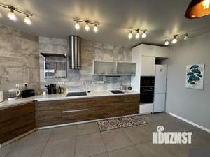 2-к квартира, вторичка, 62м2, 10/17 этаж