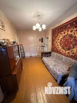 2-к квартира, вторичка, 42м2, 1/4 этаж