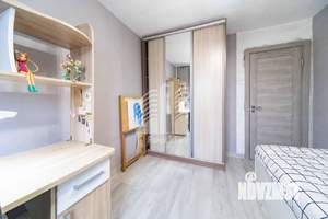 3-к квартира, вторичка, 54м2, 8/9 этаж