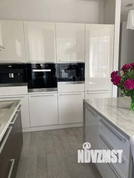3-к квартира, вторичка, 90м2, 1/6 этаж