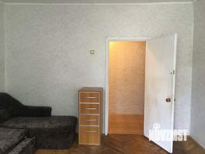 2-к квартира, вторичка, 51м2, 1/10 этаж