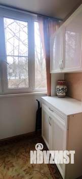 3-к квартира, вторичка, 61м2, 1/9 этаж