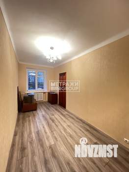 2-к квартира, вторичка, 41м2, 1/4 этаж