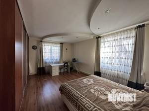 2-к квартира, вторичка, 70м2, 2/3 этаж