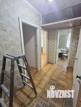 2-к квартира, вторичка, 42м2, 1/9 этаж