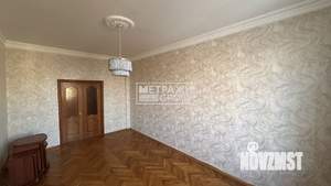 2-к квартира, вторичка, 61м2, 5/5 этаж