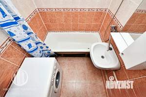 3-к квартира, вторичка, 63м2, 14/14 этаж