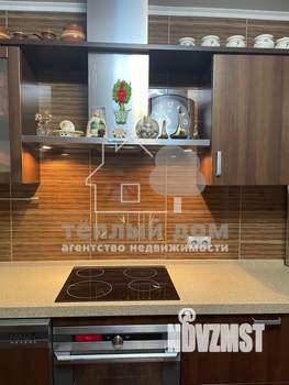 3-к квартира, вторичка, 90м2, 9/17 этаж