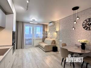 2-к квартира, вторичка, 84м2, 7/17 этаж