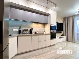 2-к квартира, вторичка, 84м2, 7/17 этаж