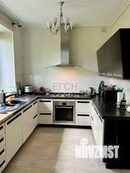 3-к квартира, вторичка, 77м2, 5/5 этаж
