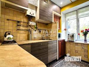 2-к квартира, вторичка, 43м2, 1/5 этаж