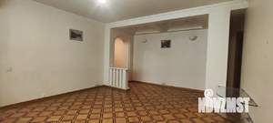 3-к квартира, вторичка, 71м2, 8/9 этаж