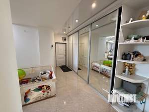 3-к квартира, вторичка, 79м2, 11/17 этаж