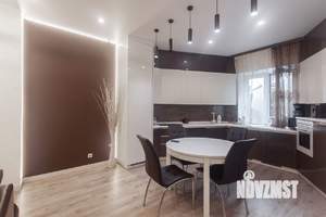 4-к квартира, вторичка, 135м2, 1/9 этаж