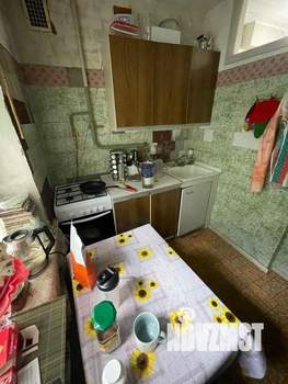 2-к квартира, вторичка, 42м2, 1/9 этаж