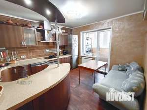 3-к квартира, вторичка, 90м2, 9/17 этаж