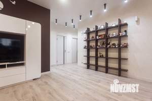 4-к квартира, вторичка, 135м2, 1/9 этаж