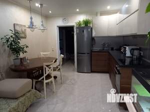 2-к квартира, вторичка, 80м2, 1/19 этаж