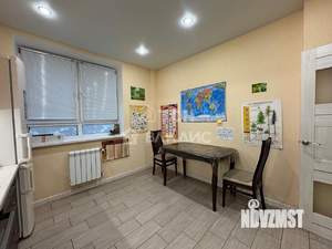 2-к квартира, вторичка, 67м2, 1/4 этаж