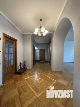 3-к квартира, вторичка, 117м2, 4/5 этаж