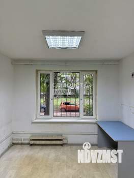 3-к квартира, вторичка, 58м2, 1/9 этаж